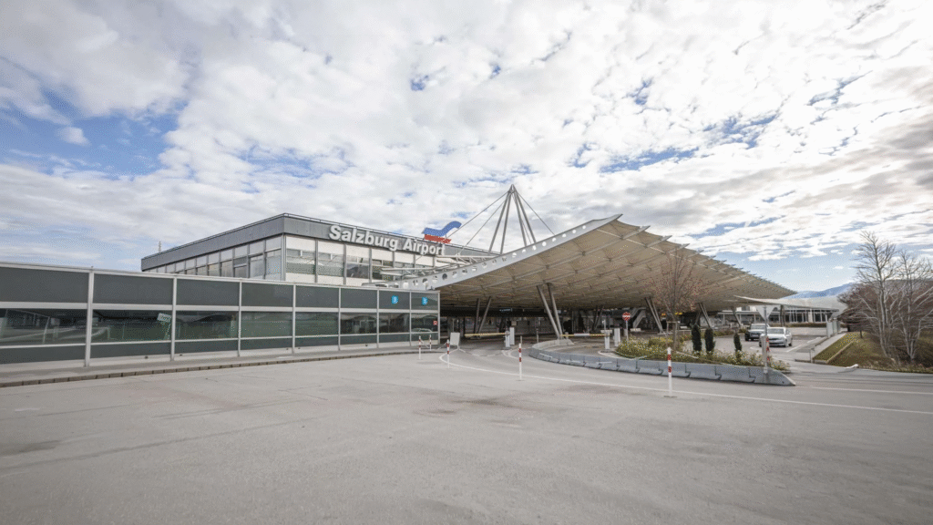 Arlberg airport ground transportation - Professional chauffeur pickup